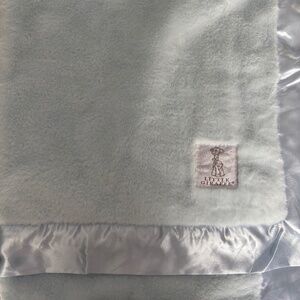 Baby blankets (little giraffe and bonbini)